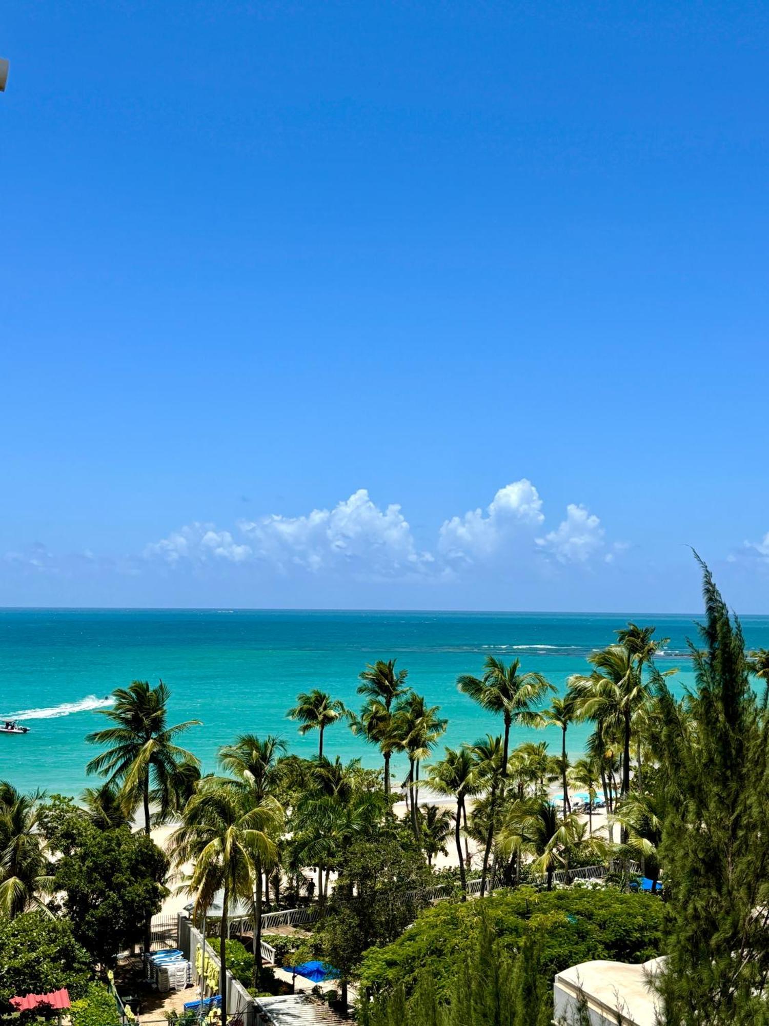 Downtown Beachfront Isla Verde Luxury Apartment ซานฮวน ภายนอก รูปภาพ